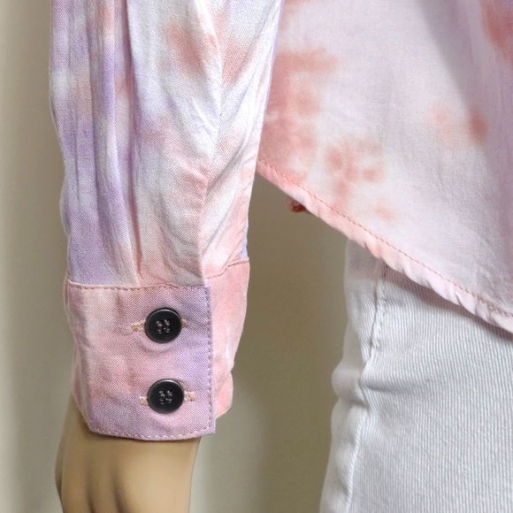 Velvet Heart Small pink & purple tie dye long sleeve button down blouse - Picture 6 of 10